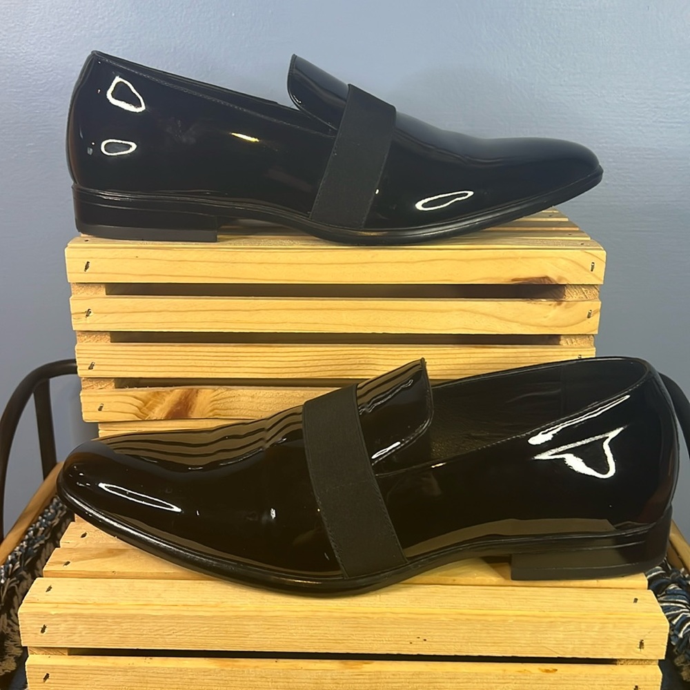 Van Heusen Dress Loafers size 11 New